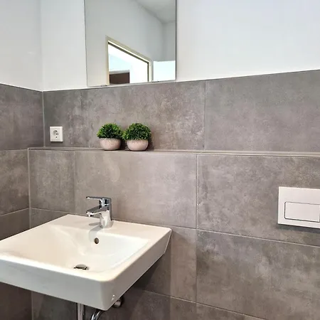 Meribu H1 Fuer Monteure Und Arbeiter Apartmán